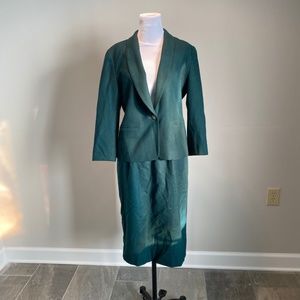 Pendleton Wool Suit Size 10/12 Green Virgin Wool...